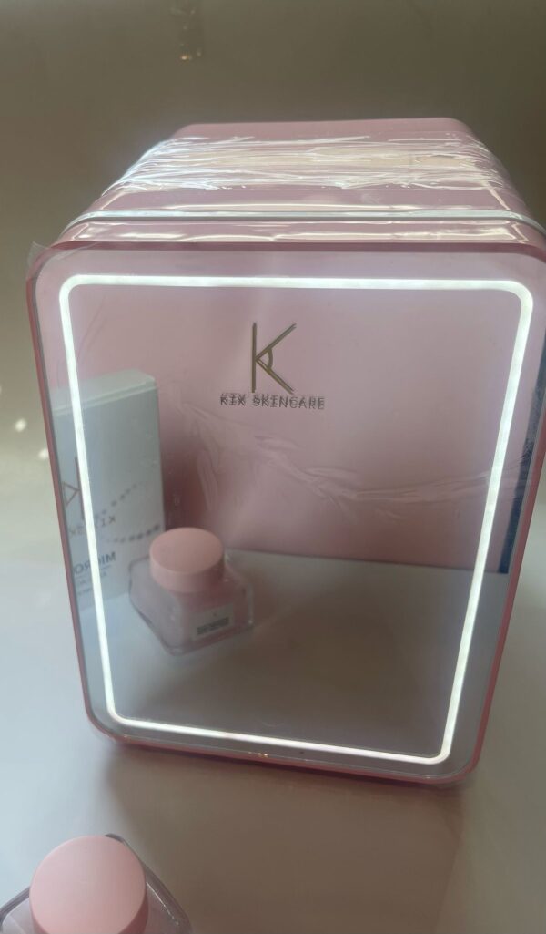 Skincare Mini Fridge - Image 2
